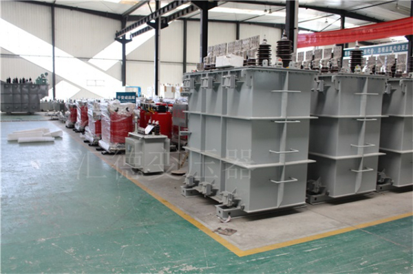 S13-2000KVA/10KV/0.4KV油浸式变压器